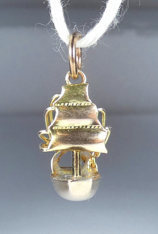 Vintage Solid 10ct Yellow Gold Sail Boat Ship Bracelet Charm Necklace Pendant