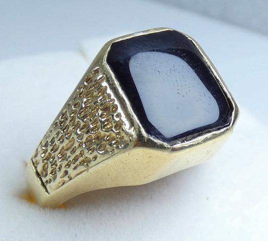 Vintage Heavy 1977 Solid 9ct Yellow Gold & Onyx Signet Cocktail Ring Size 8 P 56