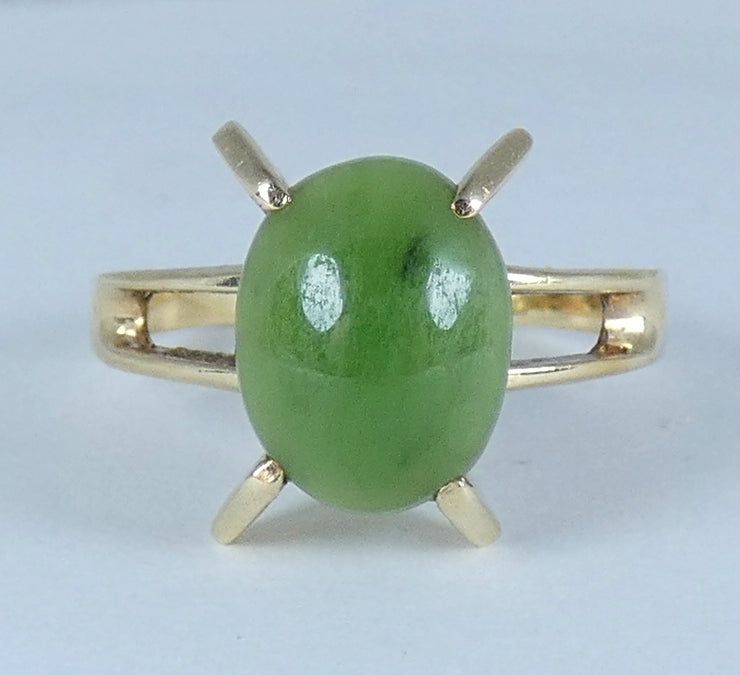 Vintage Retro Solid 9ct Yellow Gold Green Jade Cocktail Dress Ring Size 7.5 O 55