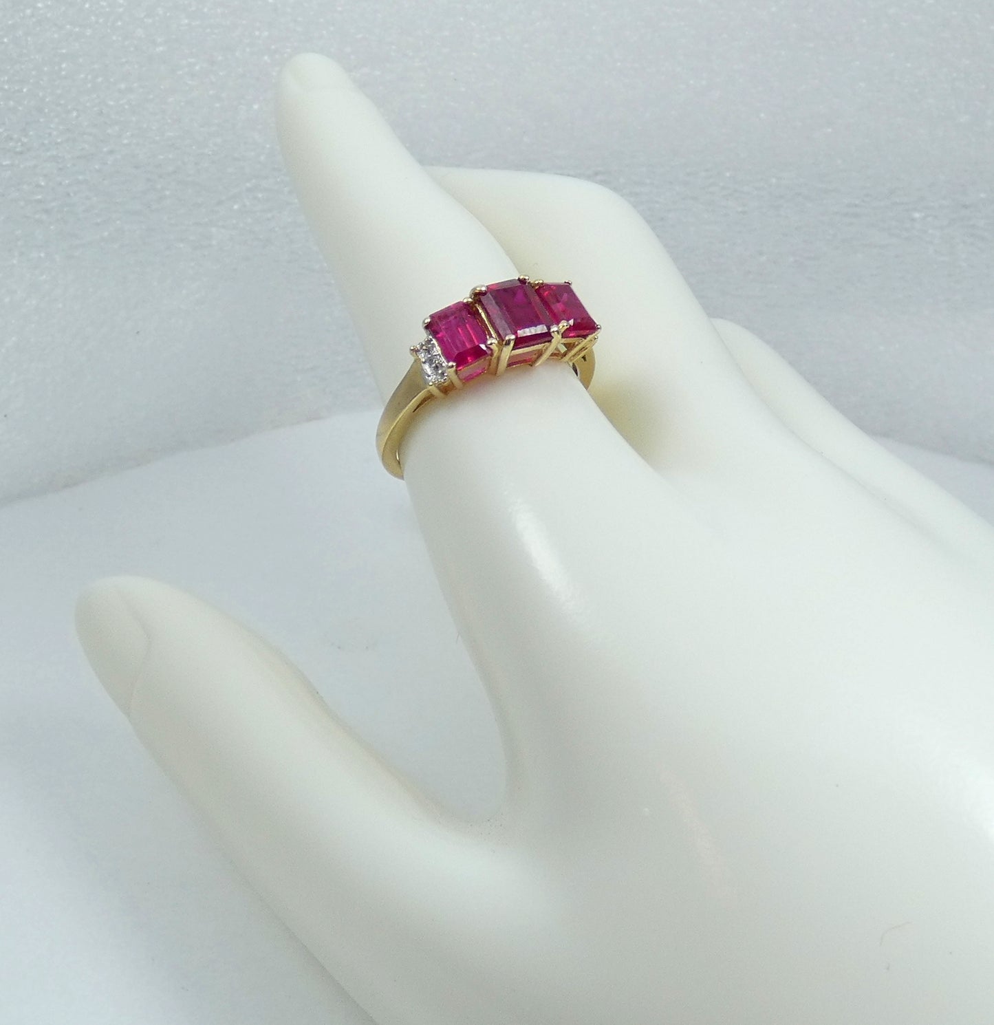 Modern Solid 9ct Yellow Gold Trilogy Ruby & Diamond Dress Cocktail Ring 8.5 Q 58