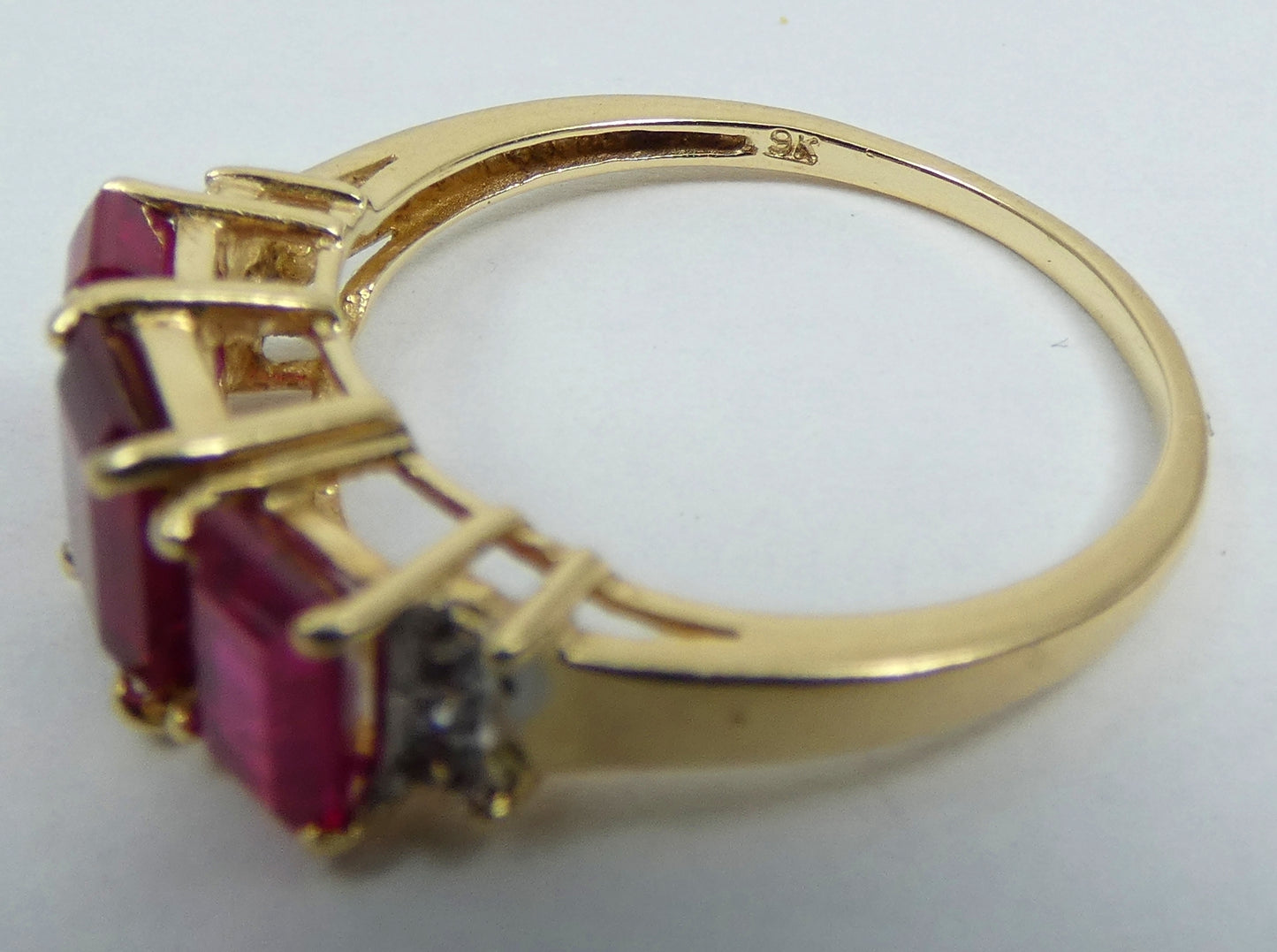Modern Solid 9ct Yellow Gold Trilogy Ruby & Diamond Dress Cocktail Ring 8.5 Q 58