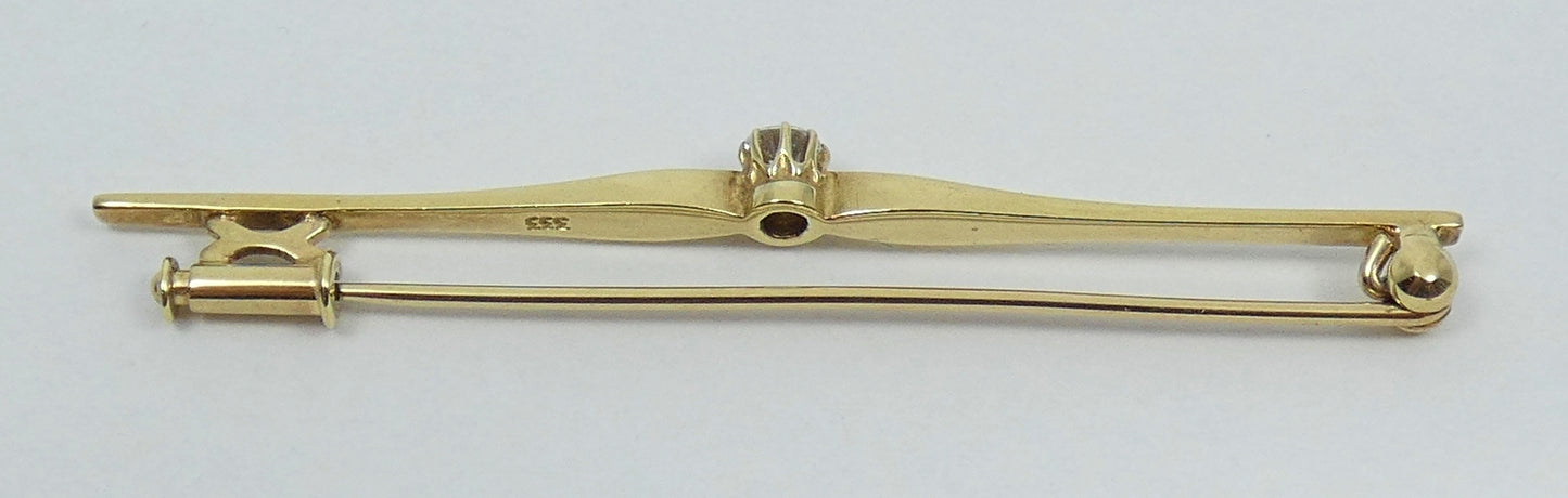 Vintage Solid 8ct Yellow Gold White Sapphire Solitaire 58mm Bar Brooch Pin 333
