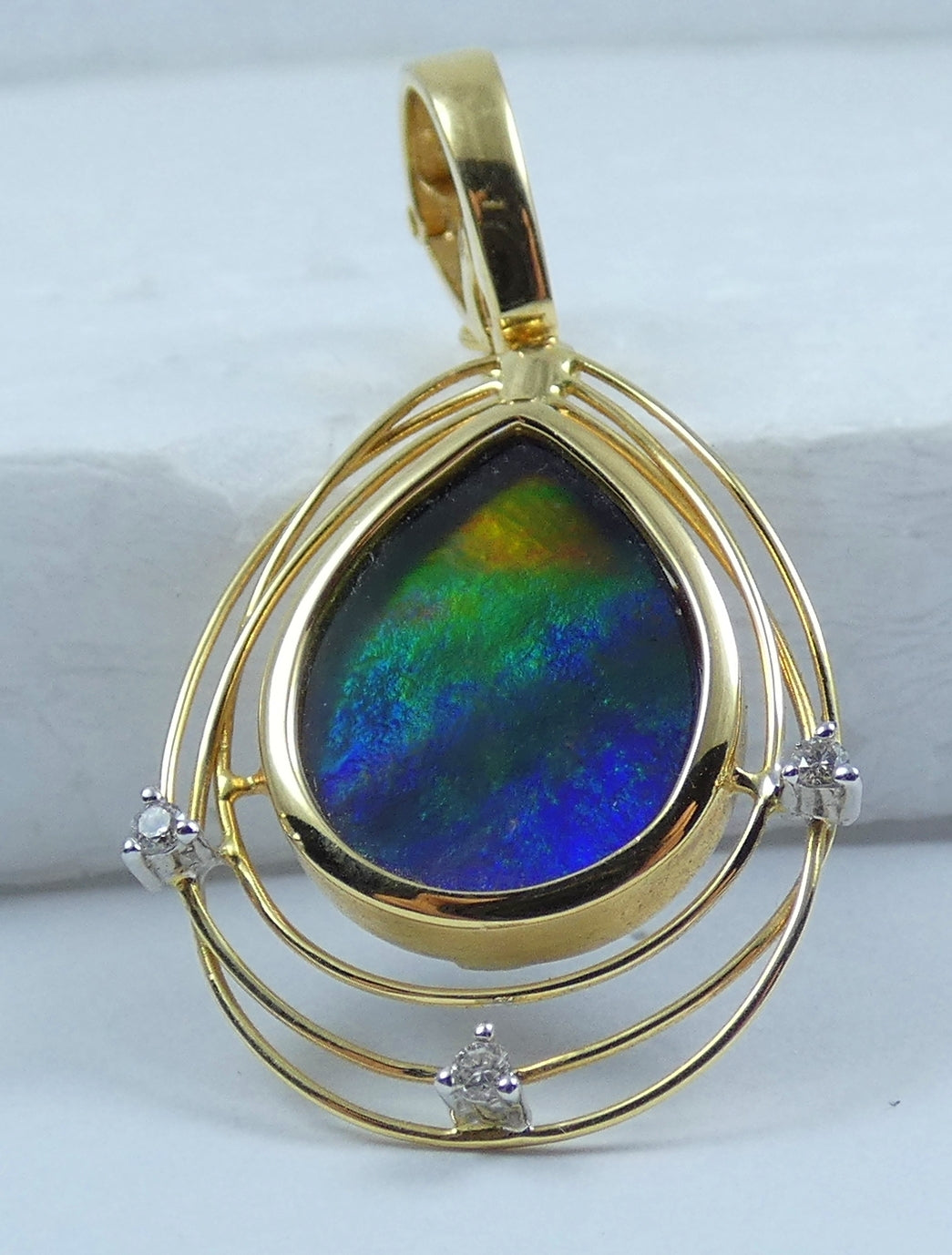 Korite Princess Solara Solid 18ct Yellow Gold Ammolite Diamond Necklace Pendant