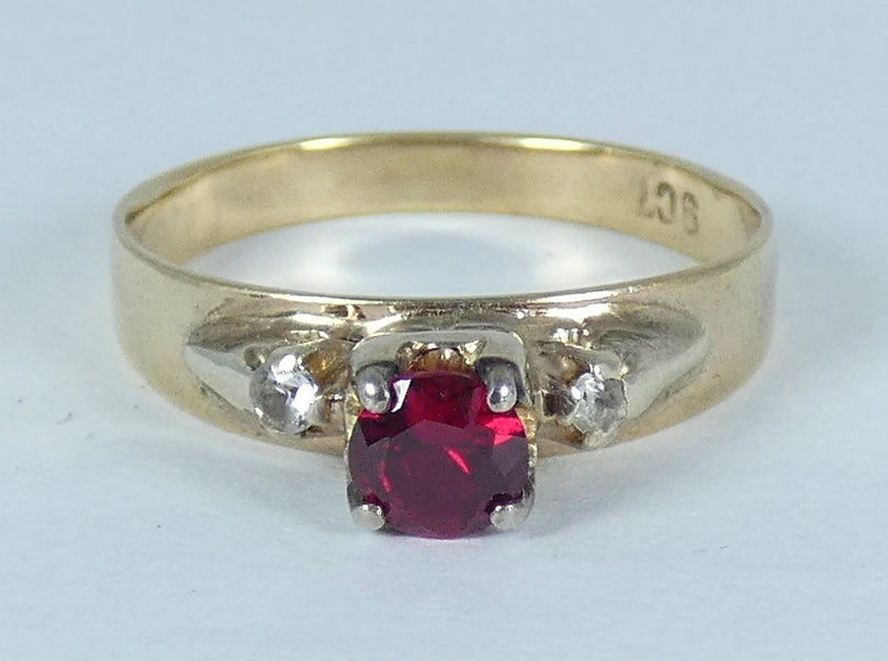 Vintage Solid 9ct Yellow Gold Ruby & White Spinel Stone Dress Ring Size 8 P 56