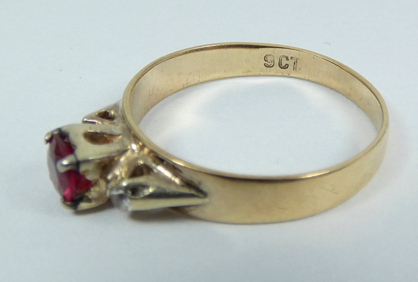 Vintage Solid 9ct Yellow Gold Ruby & White Spinel Stone Dress Ring Size 8 P 56