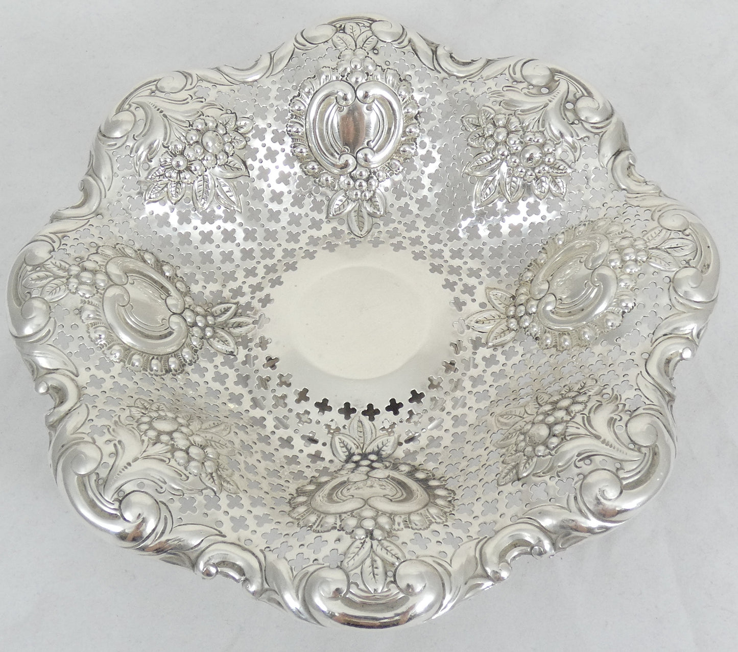 Antique Victorian 1894 Sterling Silver Footed Bowl Comport Pierced Lolly Dish JD