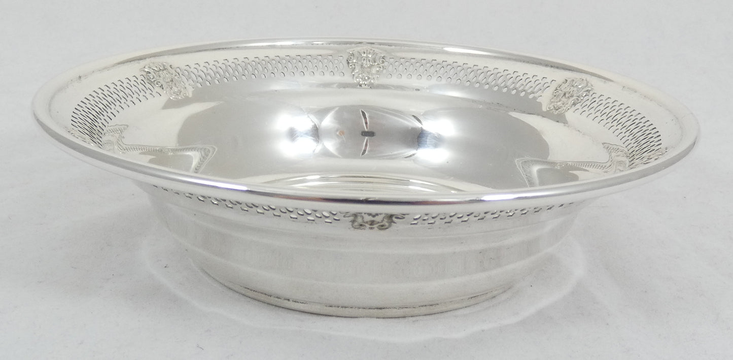 Vintage American La Pierre 10" 25.5cm Serving Vegetable Fruit Bowl Dish Pierced