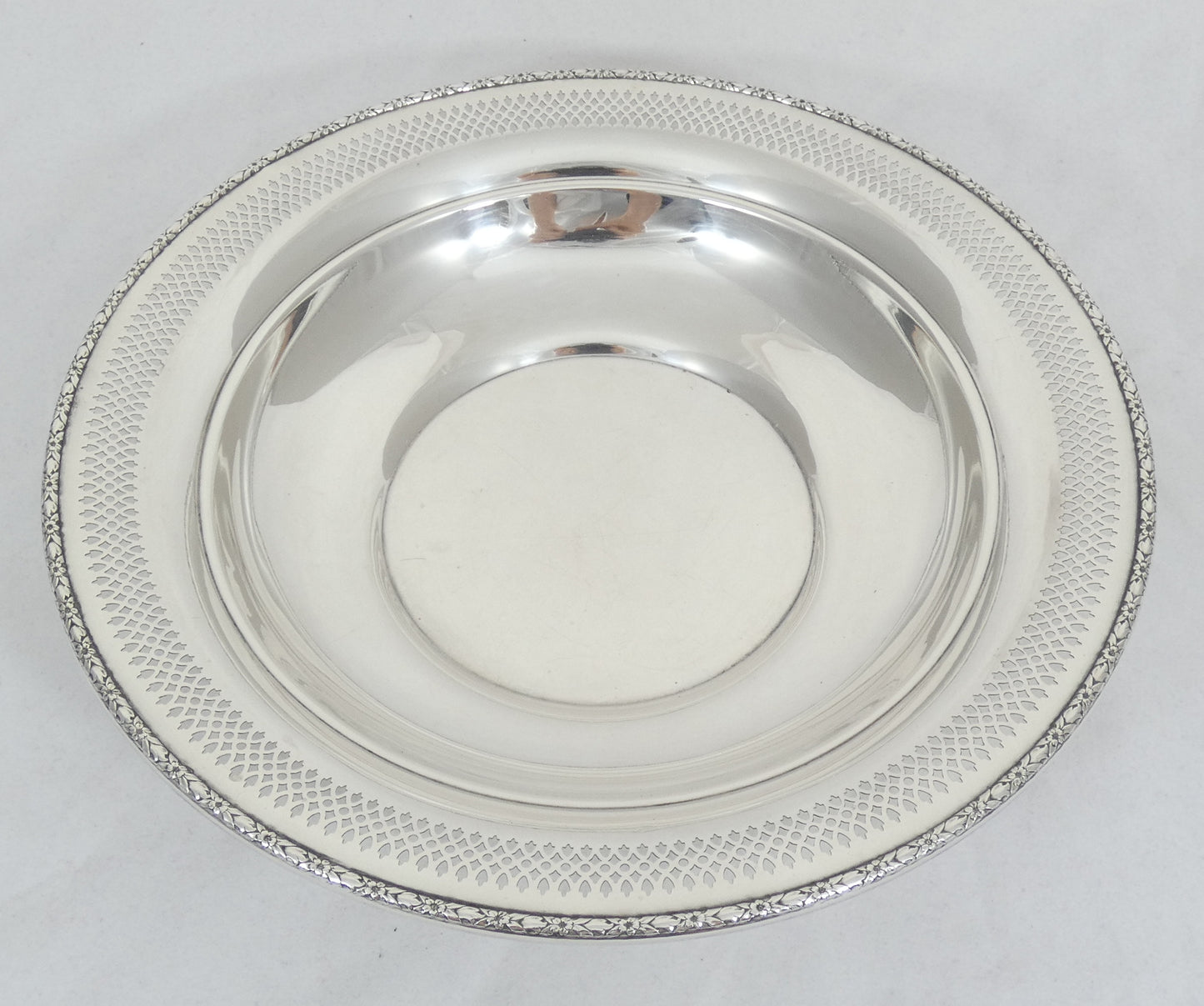 Vintage American Baldwin & Miller 6" 15cm Small Serving Bowl Dish Pierced #850