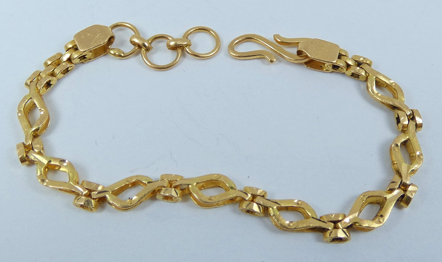Vintage Solid 22ct Yellow Gold Small Childs 13.5cm 5.3" Fancy Chain Bracelet 916