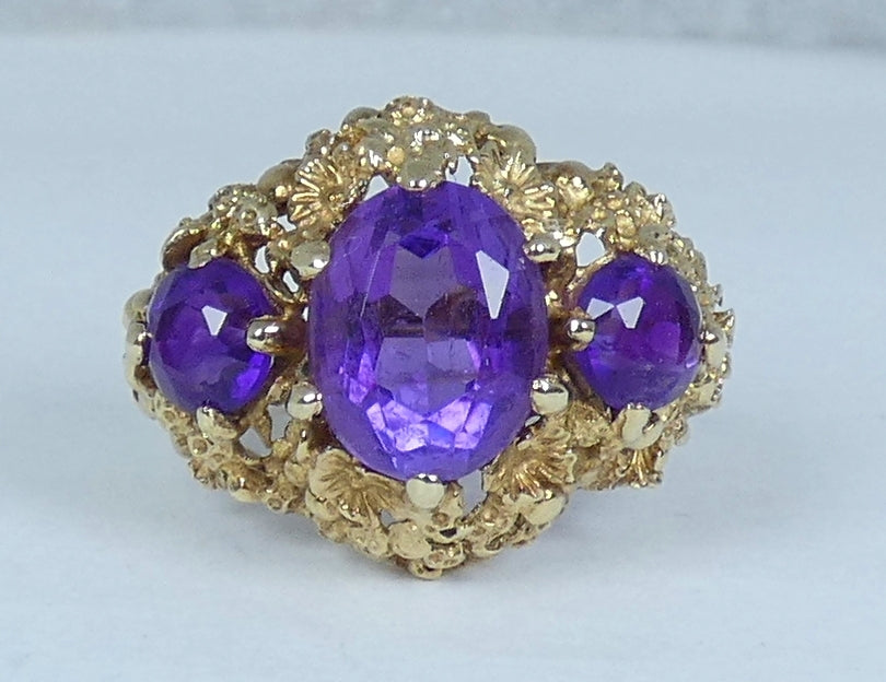 Vintage 1974 English Solid 9ct Yellow Gold Purple Amethyst Trilogy Ring 6.5 M 52