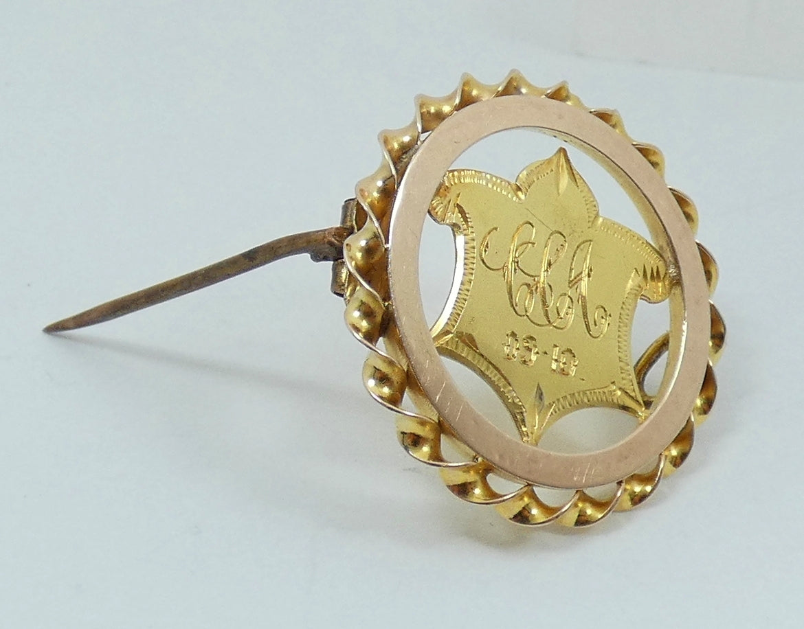 Antique 1910 Australian Solid 9ct Yellow Gold Cricket Award Medal Brooch Batting