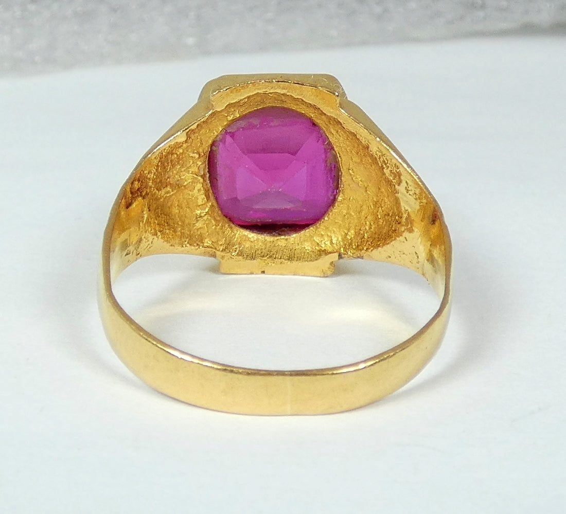 Solid 22ct Yellow Gold Pink Ruby Spinel Signet Unisex Solitaire Ring Size 9 R 59