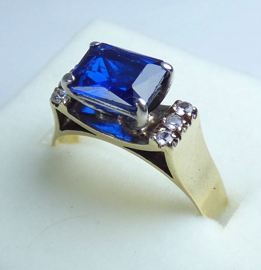 Vintage Solid 9ct Yellow Gold Blue Spinel Cocktail Dress Ring Size 7.5 O 55 375