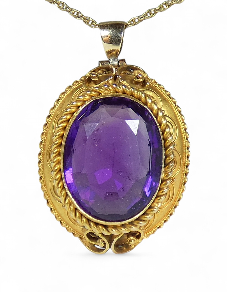 Antique Victorian Etruscan Solid 15ct Yellow Gold Purple Amethyst Locket Pendant