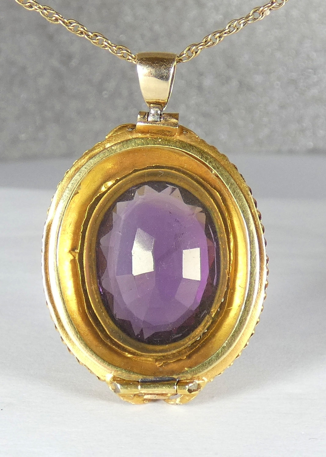 Antique Victorian Etruscan Solid 15ct Yellow Gold Purple Amethyst Locket Pendant
