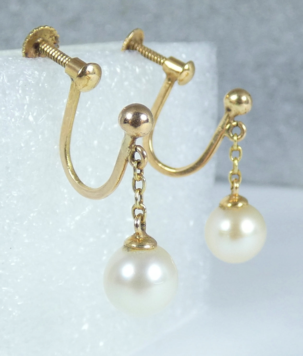 Vintage Set of Solid 9ct Yellow Gold 7mm Pearl French Screw Back Earrings Dangle