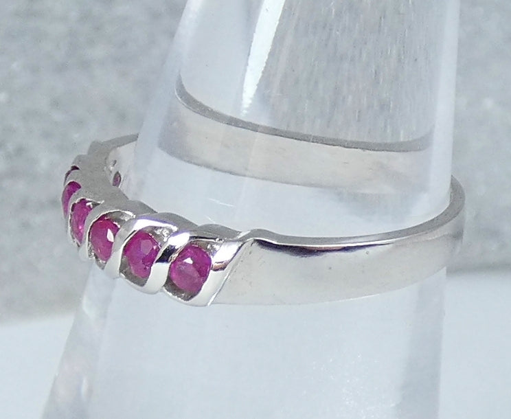 Solid 18ct White Gold & Natural .2ct Ruby Eternity Band Dress Ring Size 5.5 K 50