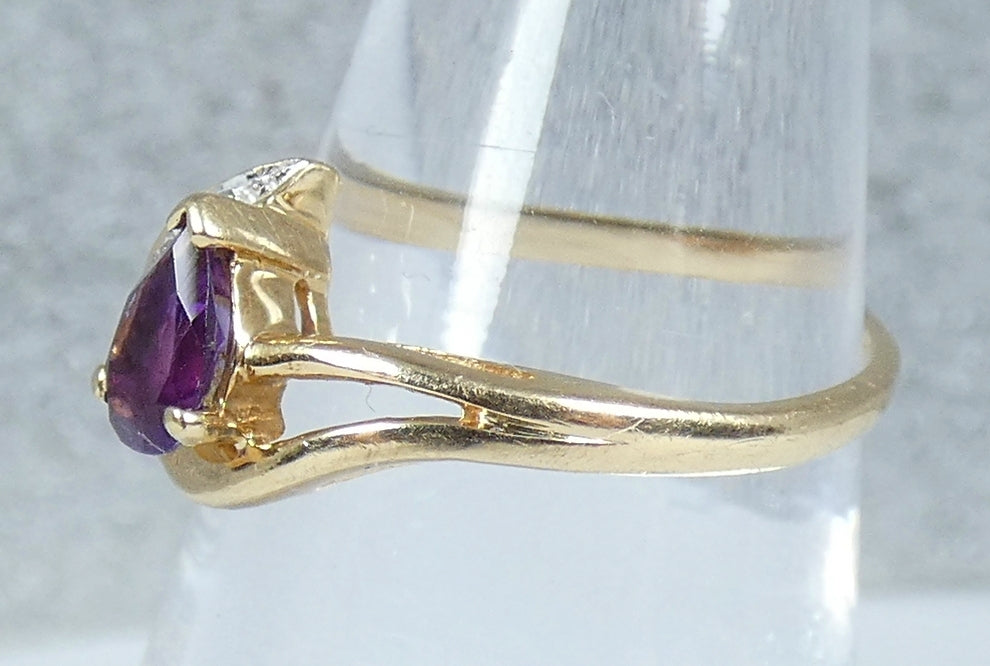Solid 9ct Yellow Gold Pear Cut Purple Amethyst Diamond Dress Ring Size 6.5 M 52