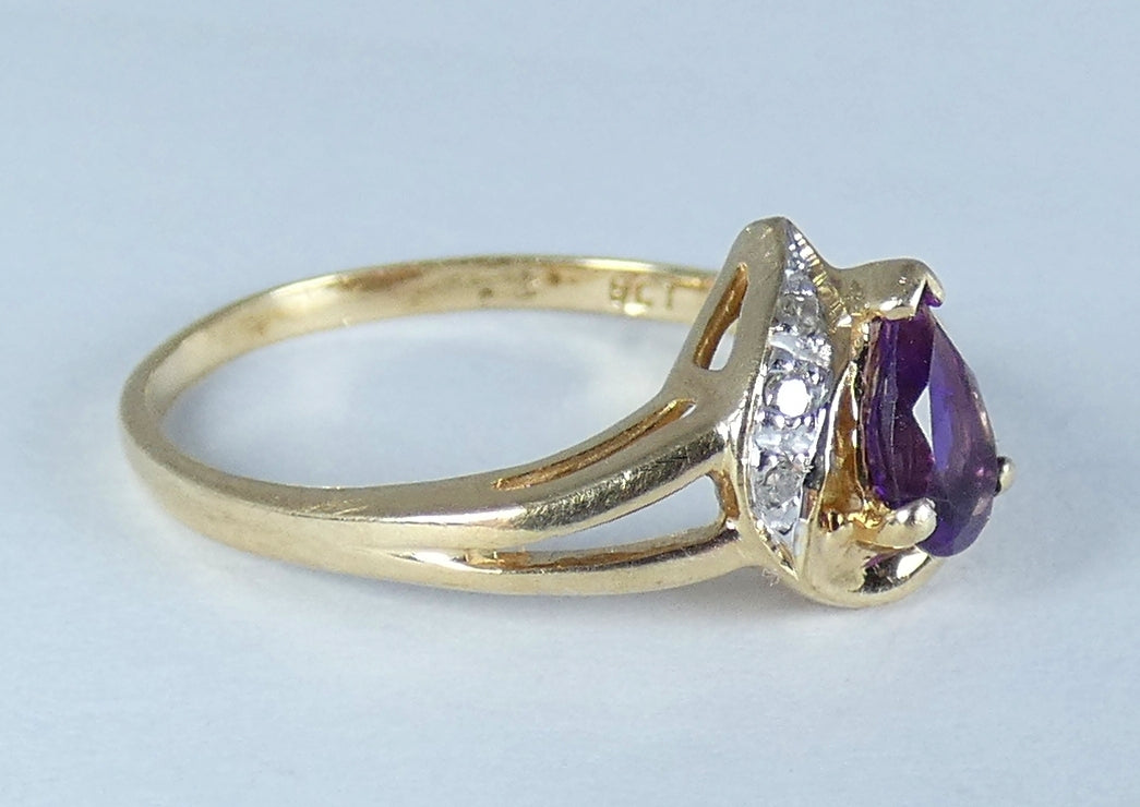 Solid 9ct Yellow Gold Pear Cut Purple Amethyst Diamond Dress Ring Size 6.5 M 52