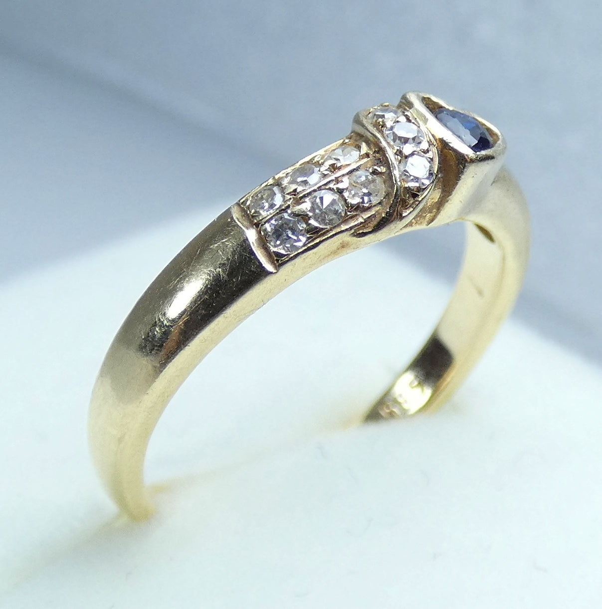 Solid 14ct Yellow Gold Blue Sapphire Diamond Love Heart Dress Ring Size 4.5 I 48