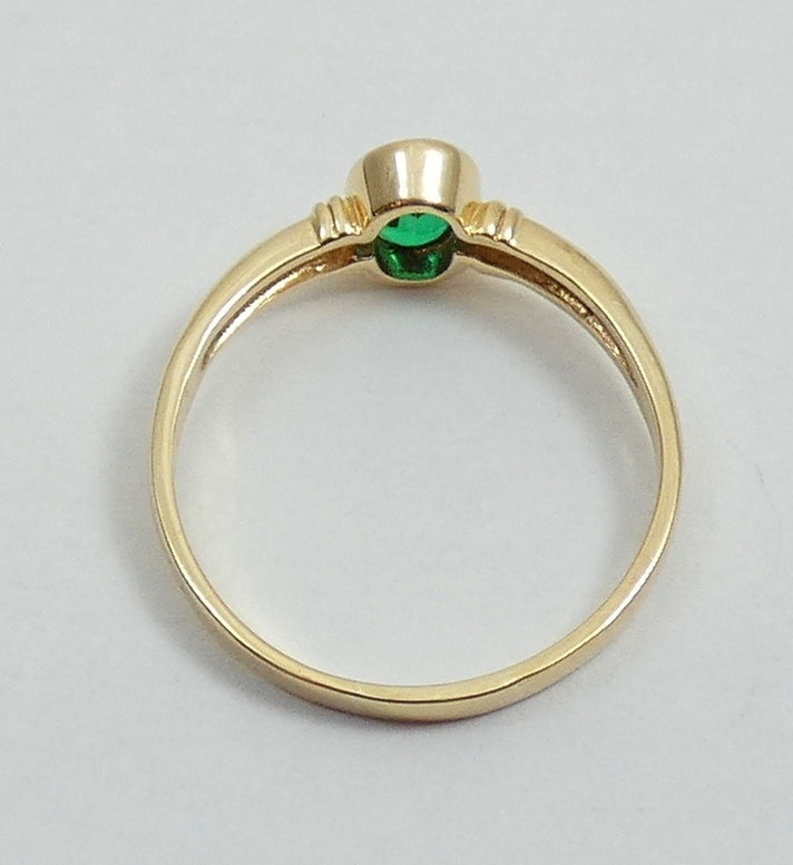 Solid 9ct Yellow Gold Emerald Green Sapphire Solitaire Dress Ring Size 8 P 56