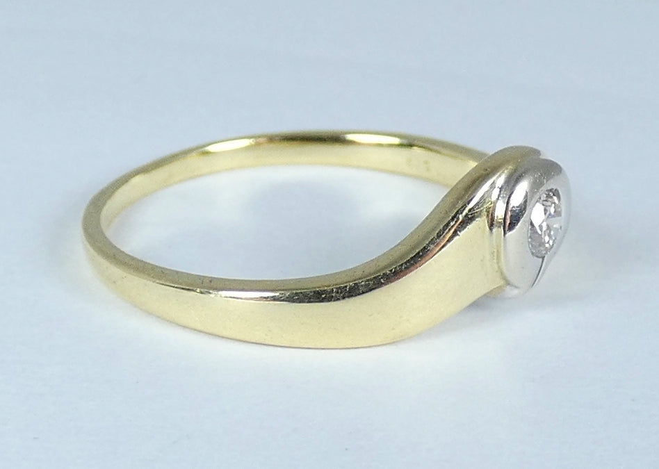 Modern Solid 14ct Yellow White Gold Diamond Solitaire Dress Ring Size 7.5 O 55