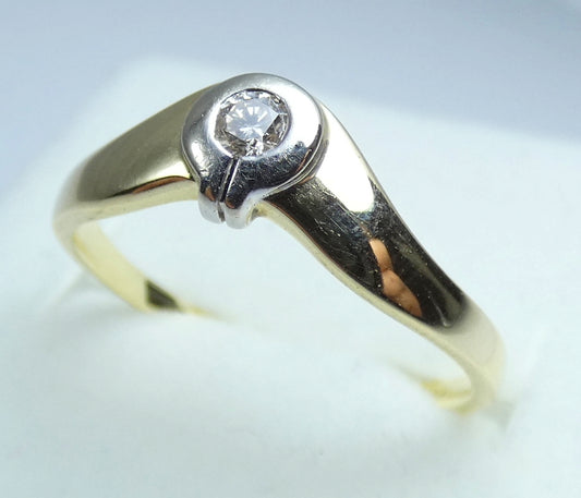 Modern Solid 14ct Yellow White Gold Diamond Solitaire Dress Ring Size 7.5 O 55