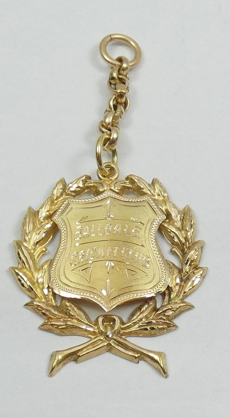Antique 1914 Solid 15ct Yellow Gold Cricket Club Sport Medal & Chain Pendant