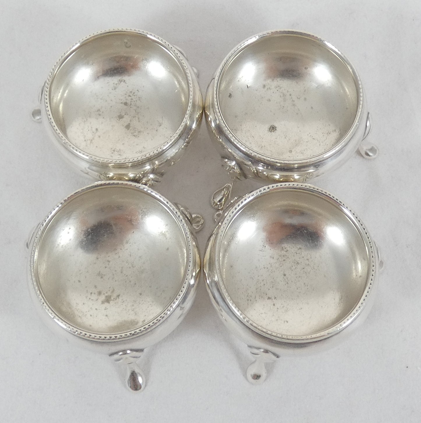 Antique Victorian 1882 Set of 4 Sterling Silver Cauldron Salt Cellars Bowl Cruet