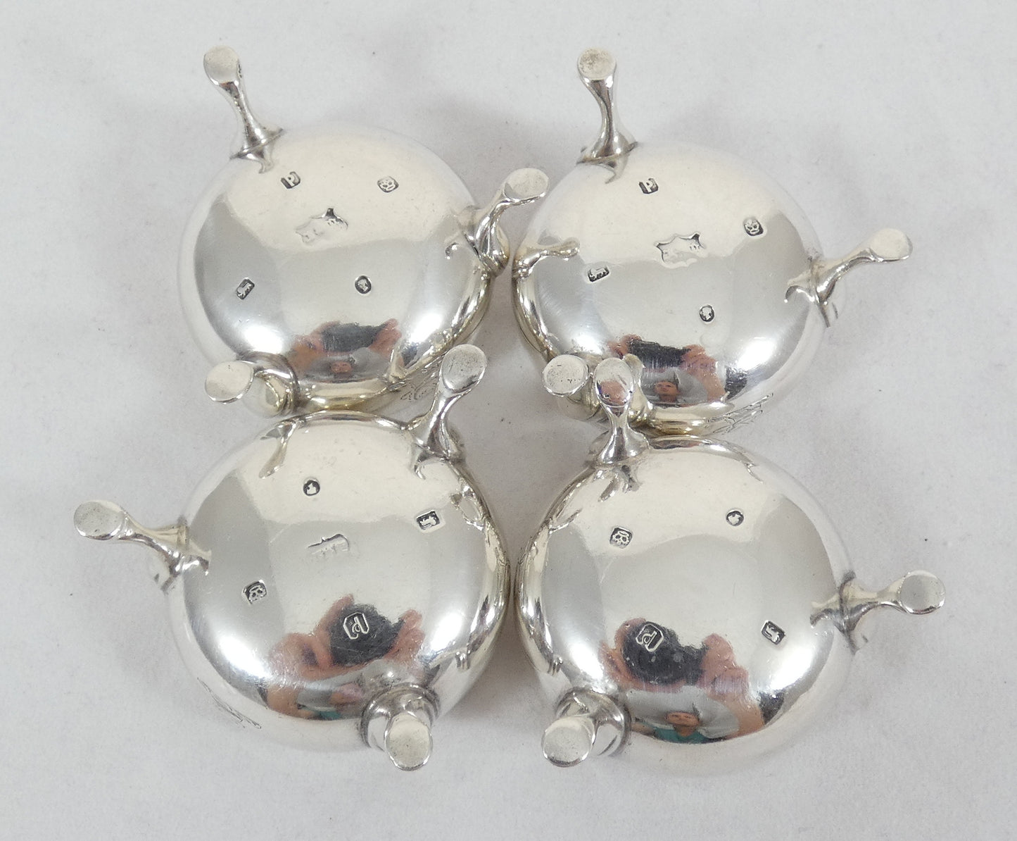 Antique Victorian 1882 Set of 4 Sterling Silver Cauldron Salt Cellars Bowl Cruet
