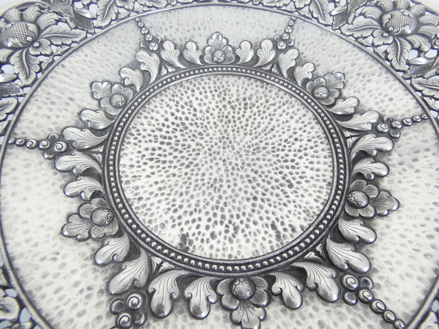 Vintage Indonsian Yogya 900 Silver Large 28cm Fruit Serving Bowl Tray Sterling