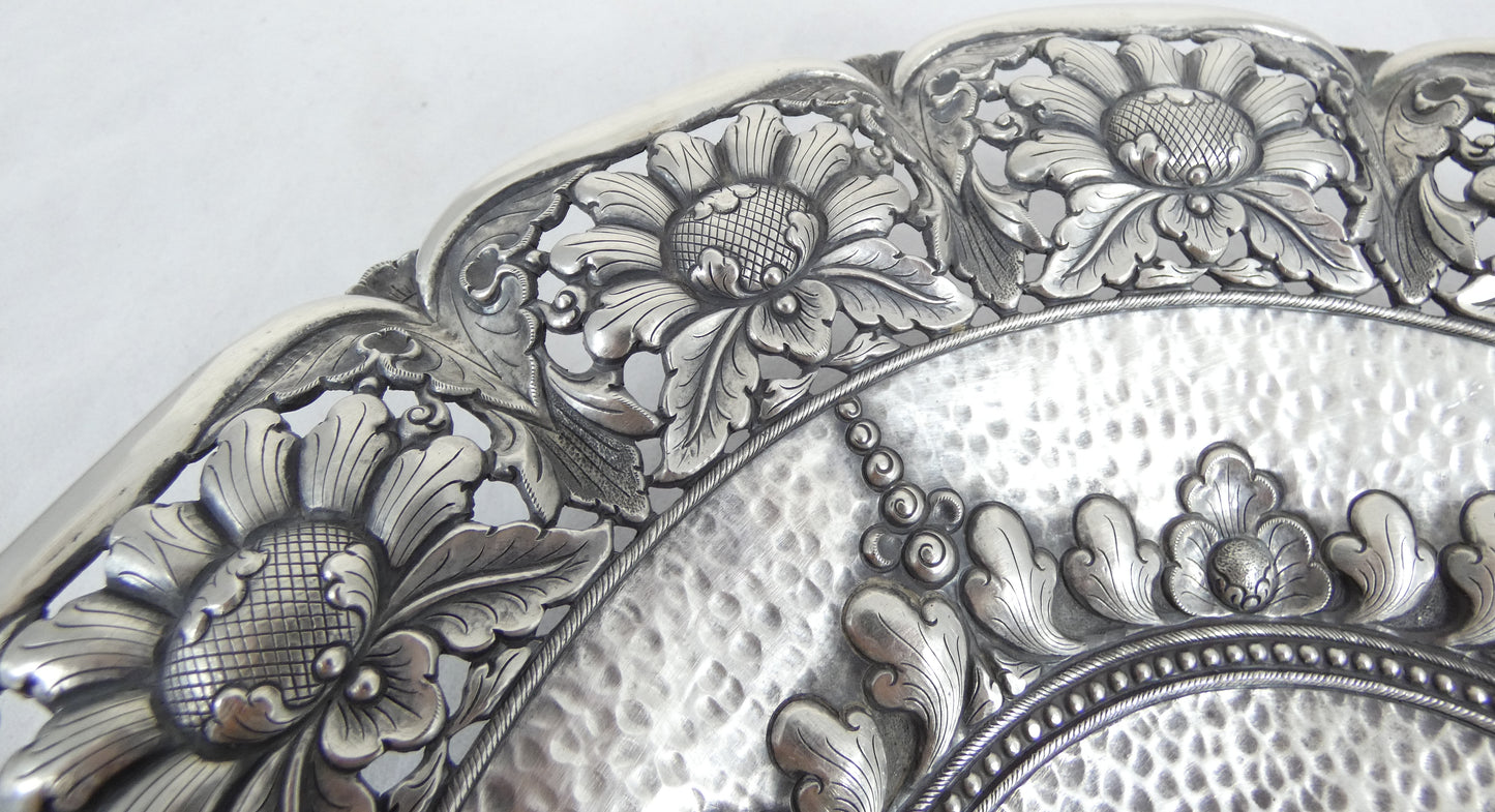 Vintage Indonsian Yogya 900 Silver Large 28cm Fruit Serving Bowl Tray Sterling