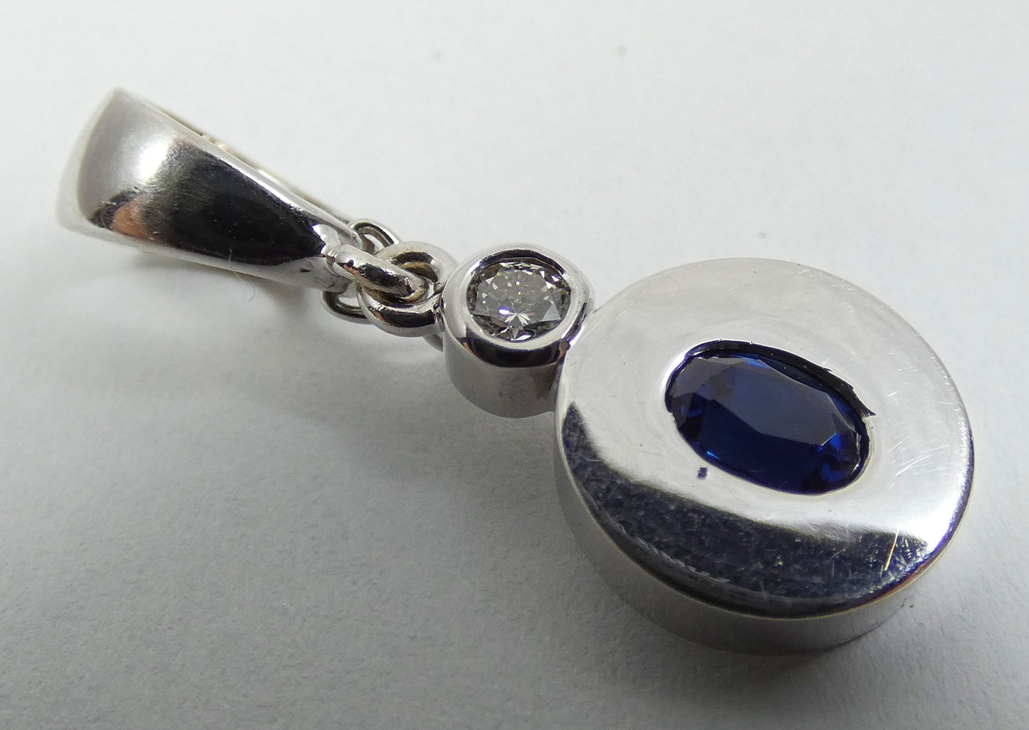 Solid 9ct White Gold Oval Blue Sapphire & Diamond Necklace Pendant Hinged Bail