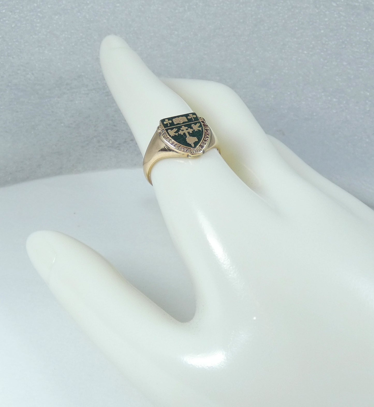 Vintage Solid 10ct Yellow Gold McGill Macdonald Mastery for Service Ring 8 P 56