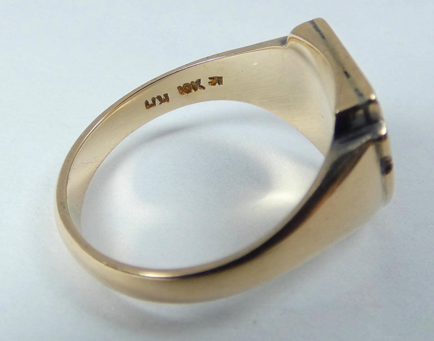 Vintage Solid 10ct Yellow Gold McGill Macdonald Mastery for Service Ring 8 P 56