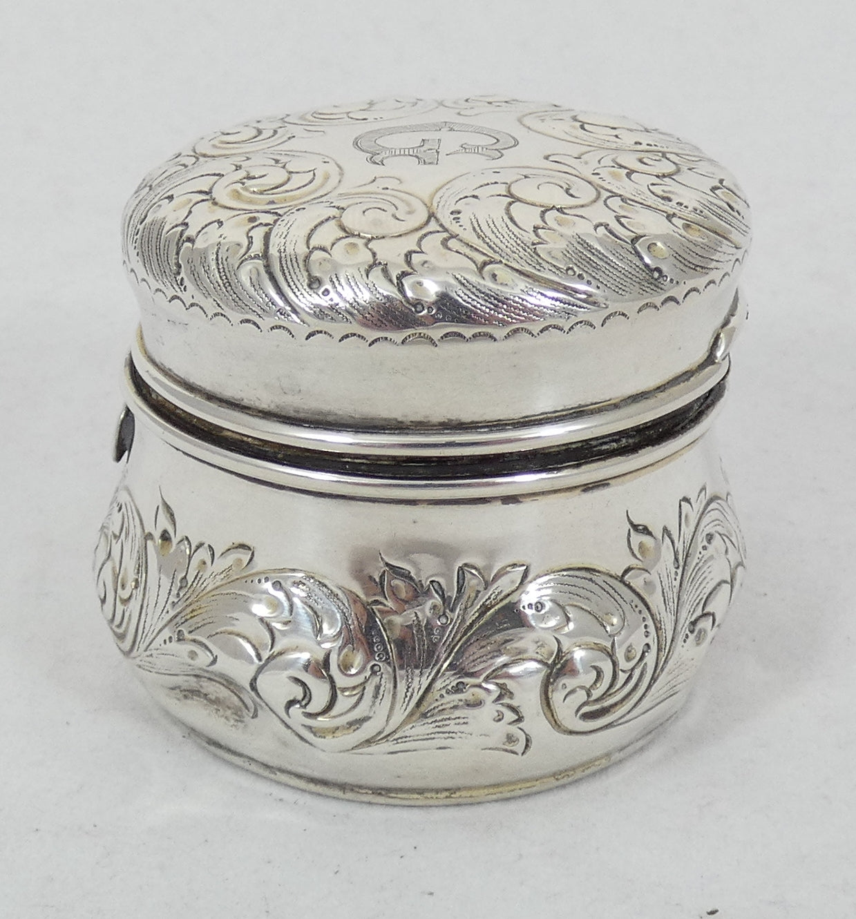 Antique Edwardian 1902 Sterling Silver Travel Inkwell Ink Well Pot Repousse Jar