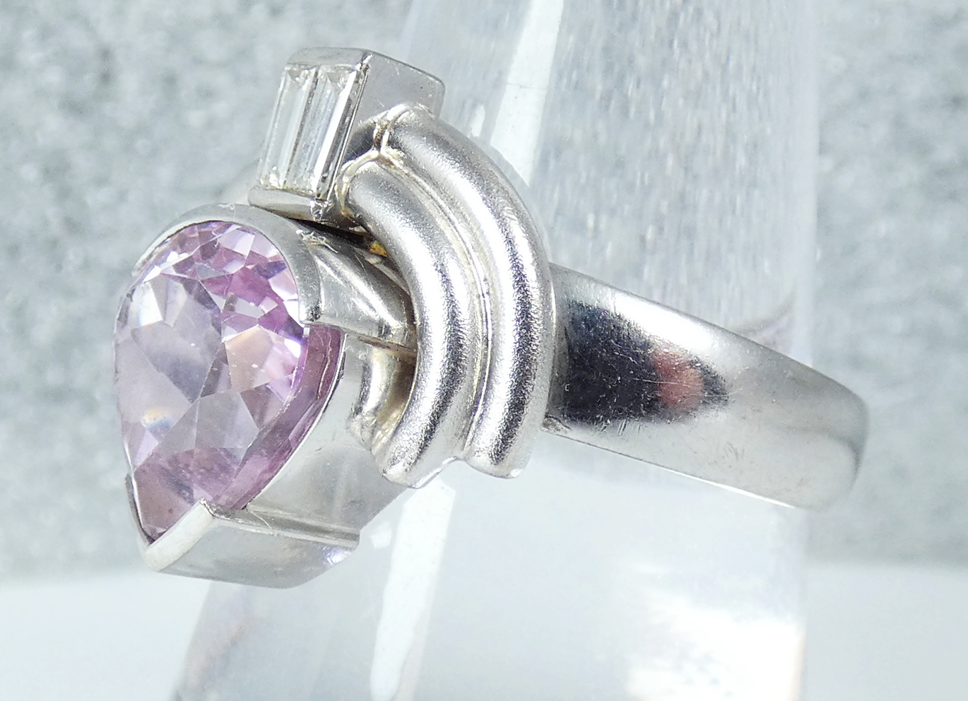 Vintage Heavy Solid 18ct White Gold Pink Kunzite & Diamond Dress Ring 9.5 S 60