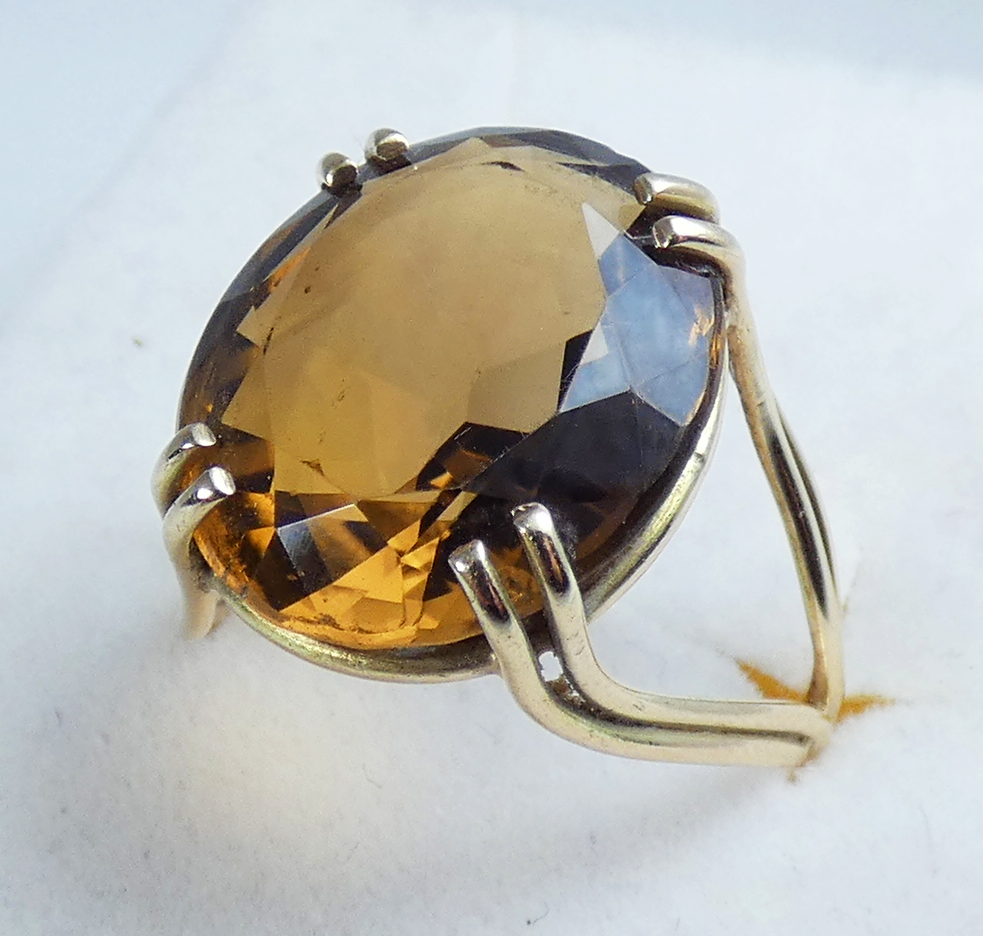 Vintage Solid 9ct Yellow Gold 16mm Smoky Quartz Cocktail Dress Ring Size 6 L 51