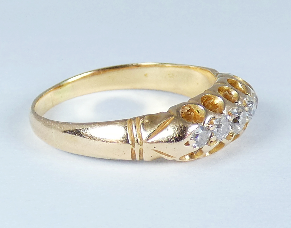 Antique Edwardian 18ct Yellow Gold 5 Stone .31ct Diamond Bridge Ring Size 7 N 54