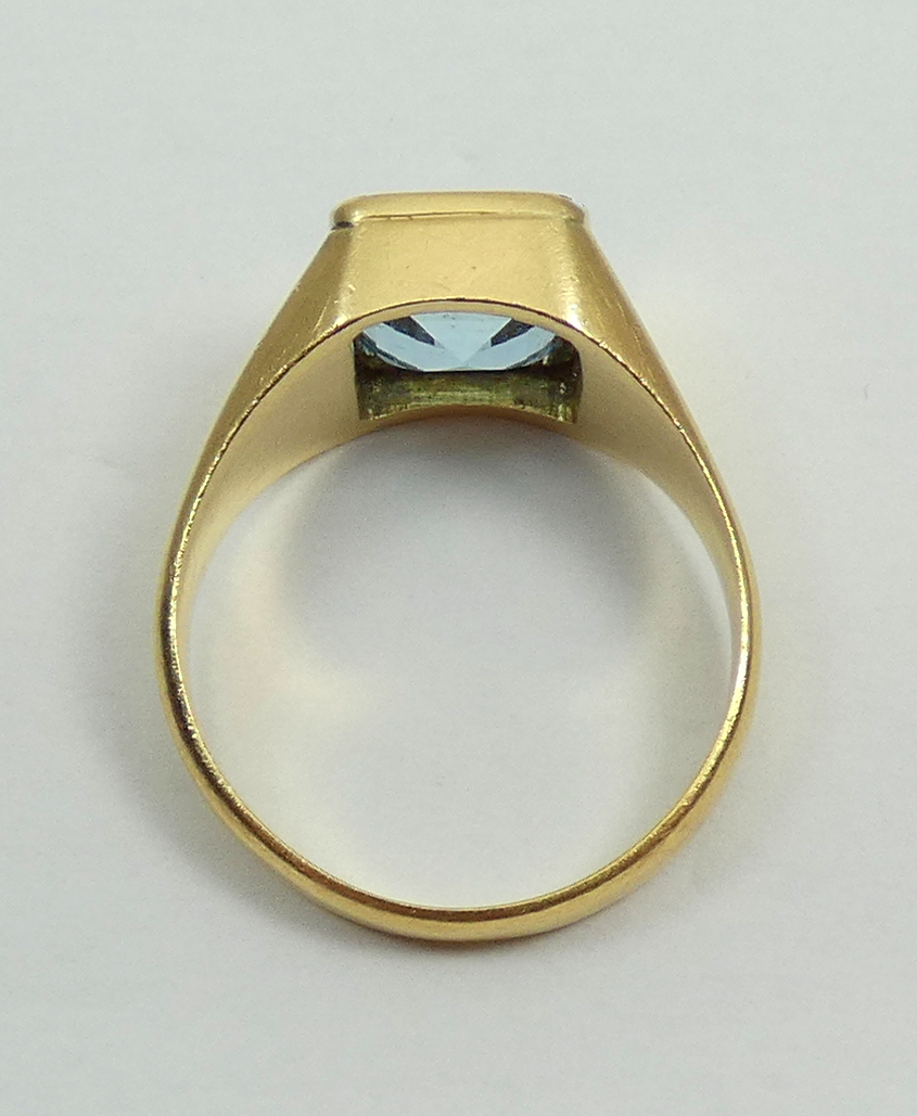 Vintage Heavy Solid 18ct Yellow Gold Blue Spinel Signet Dress Ring Size 10 T 61