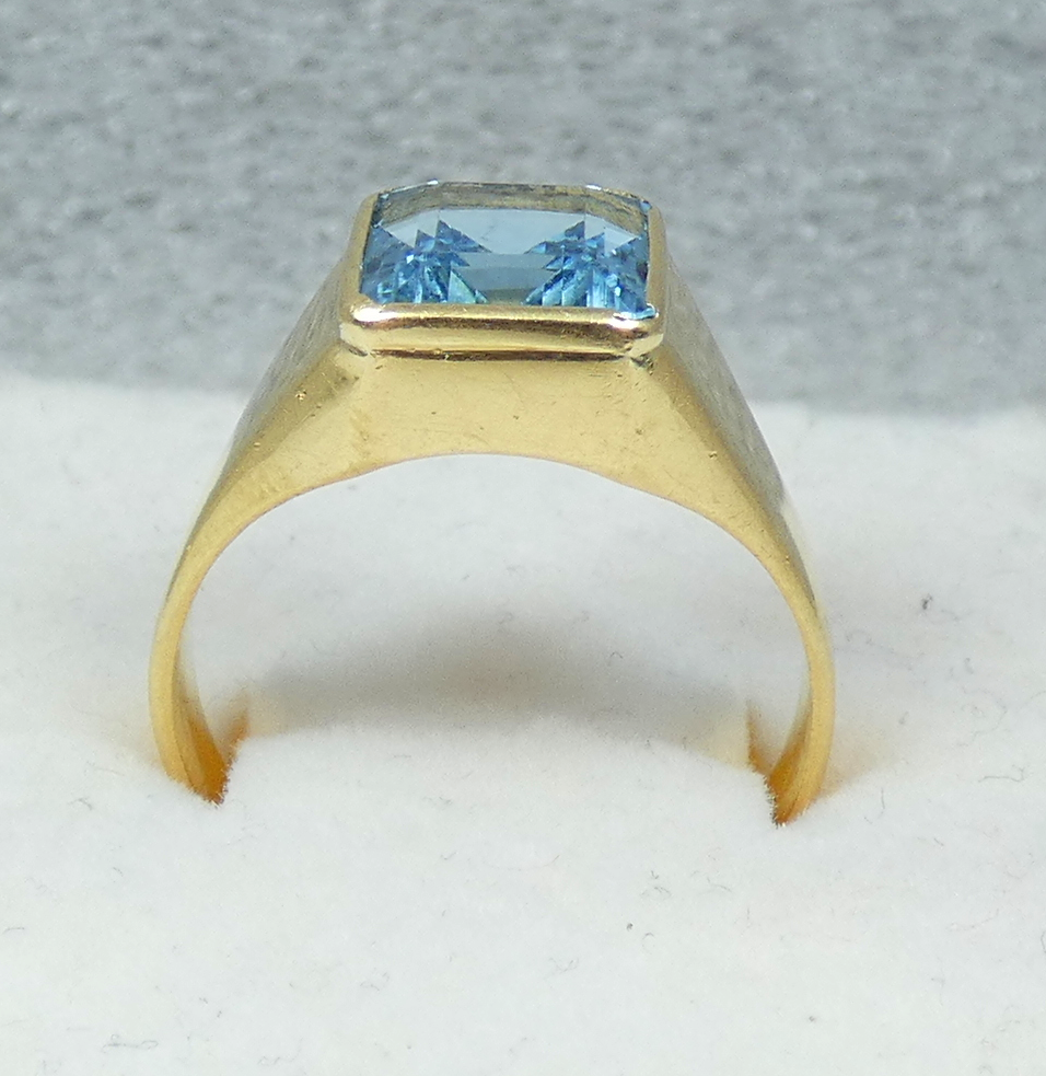 Vintage Heavy Solid 18ct Yellow Gold Blue Spinel Signet Dress Ring Size 10 T 61