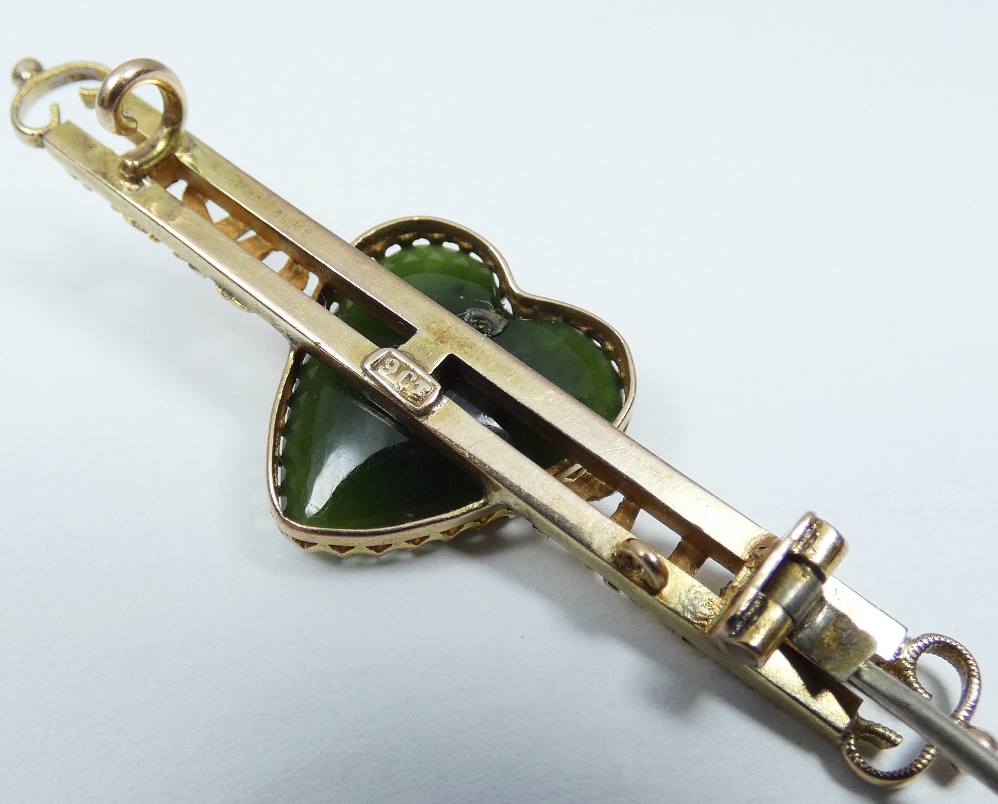 Antique NZ Solid 9ct Yellow Gold Nephrite Jade Kia Ora Love Heart Bar Brooch Pin