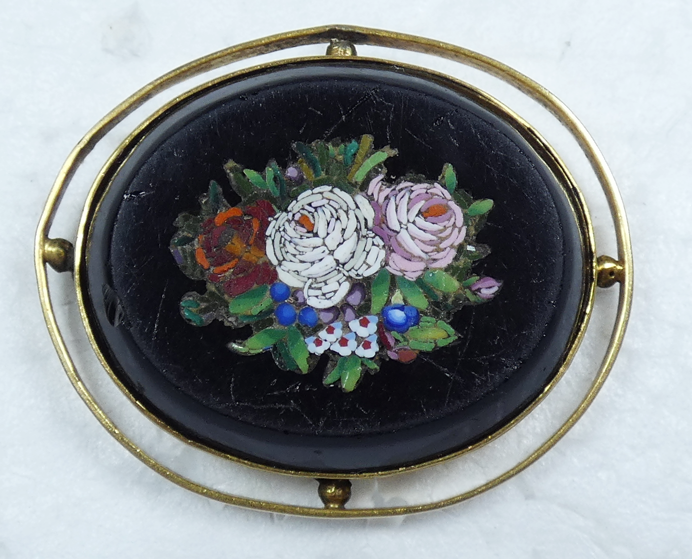 Antique Victorian 9ct Yellow Gold & Onyx Pietra Dura Micro Mosaic Flower Brooch
