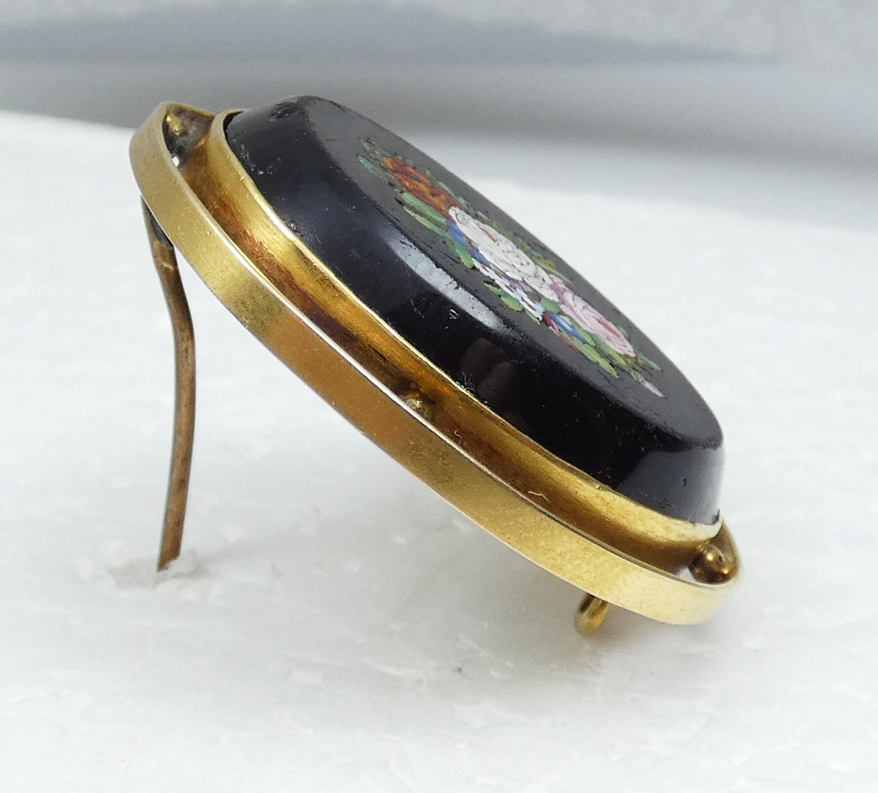 Antique Victorian 9ct Yellow Gold & Onyx Pietra Dura Micro Mosaic Flower Brooch