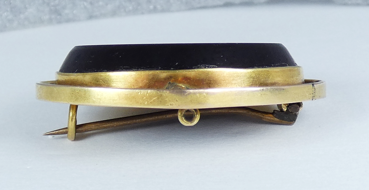 Antique Victorian 9ct Yellow Gold & Onyx Pietra Dura Micro Mosaic Flower Brooch