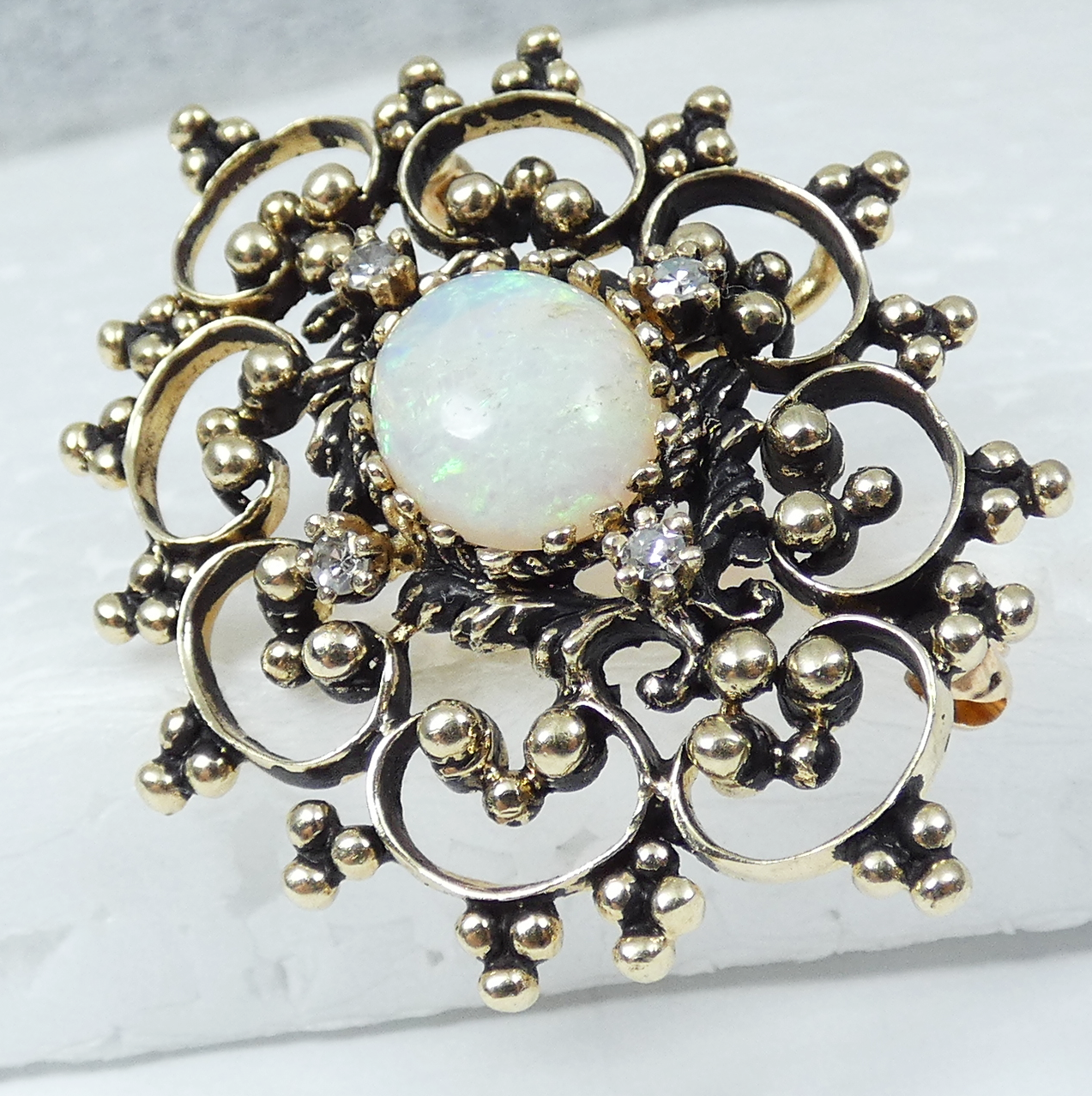 Vintage 14ct Yellow Gold Solid Opal & Diamond Filigree Necklace Pendant Brooch
