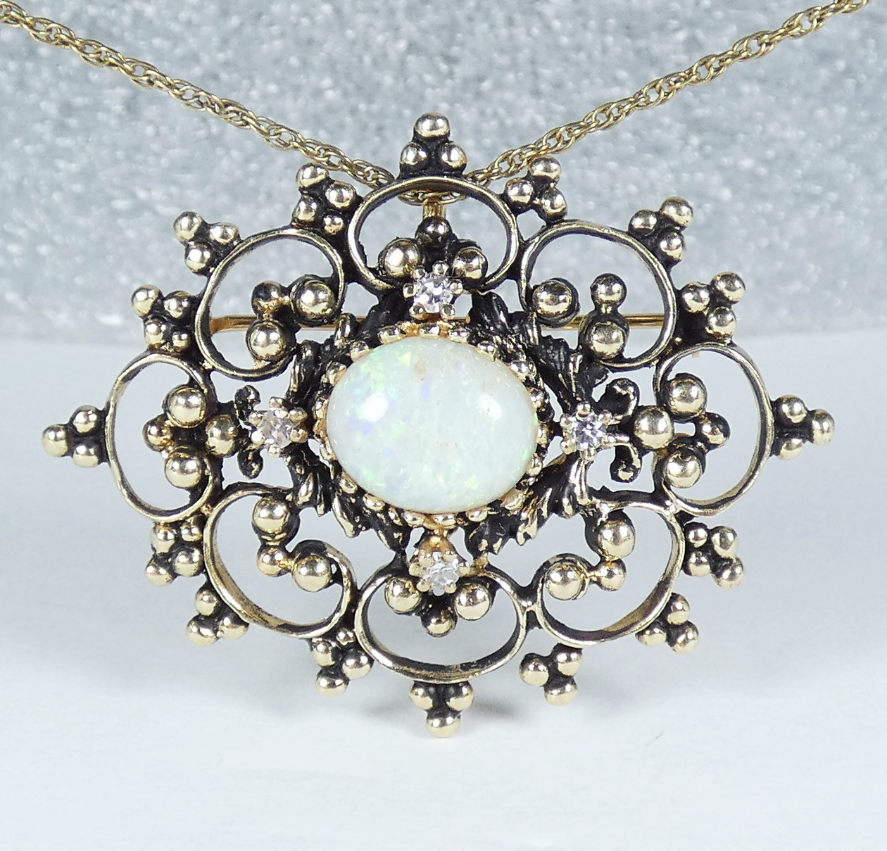 Vintage 14ct Yellow Gold Solid Opal & Diamond Filigree Necklace Pendant Brooch
