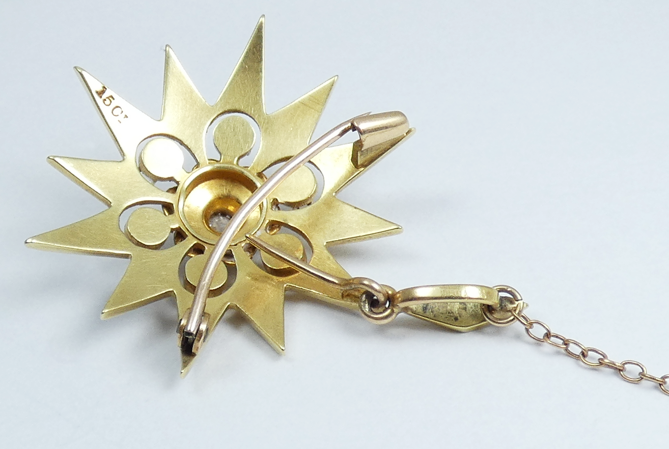 Antique Victorian 15ct Yellow Gold Pearl Diamond Sun Star Burst Pendant Brooch