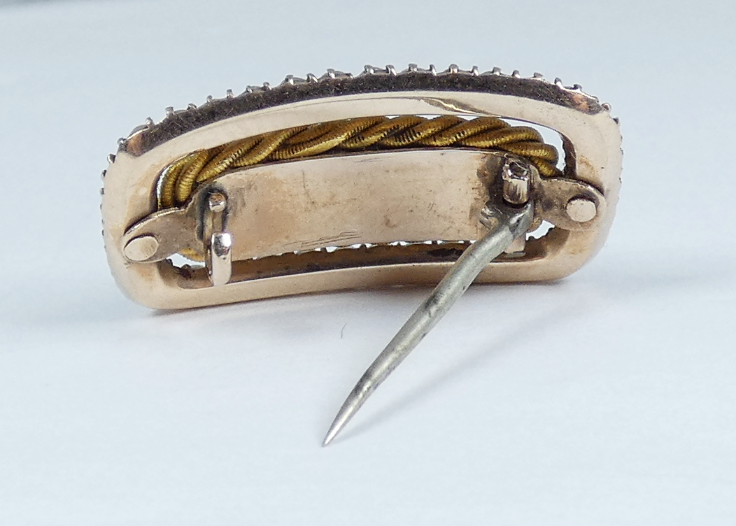 Antique Victorian Solid 9ct Yellow Gold Red Stone & Seed Pearl Mourning Brooch