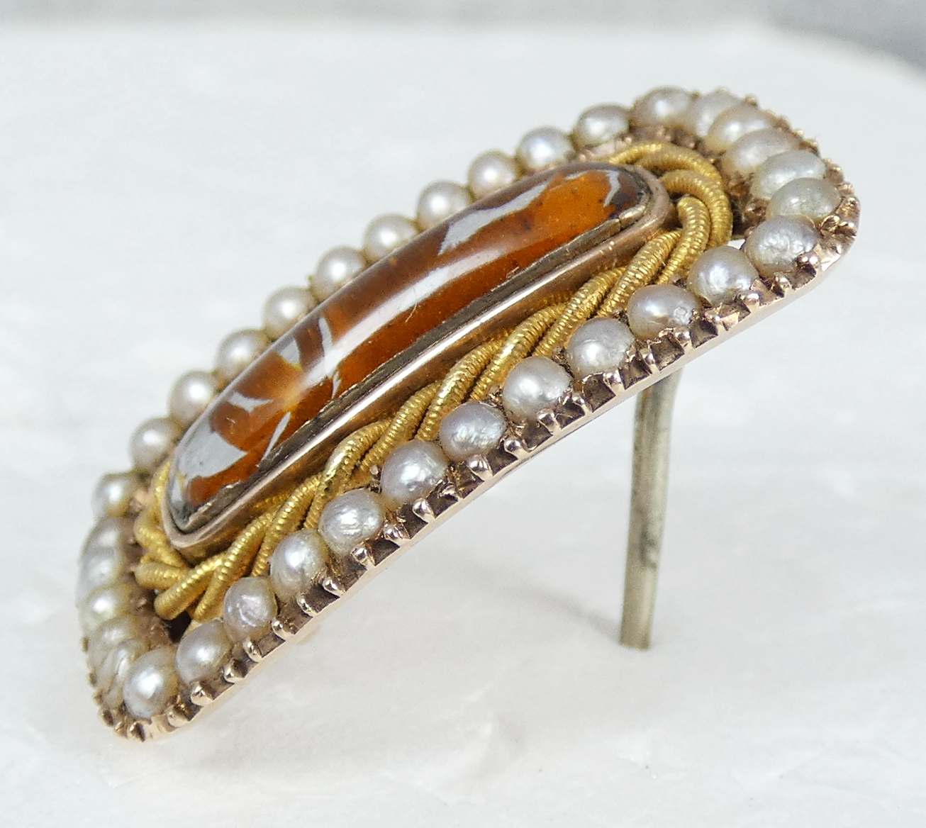 Antique Victorian Solid 9ct Yellow Gold Red Stone & Seed Pearl Mourning Brooch